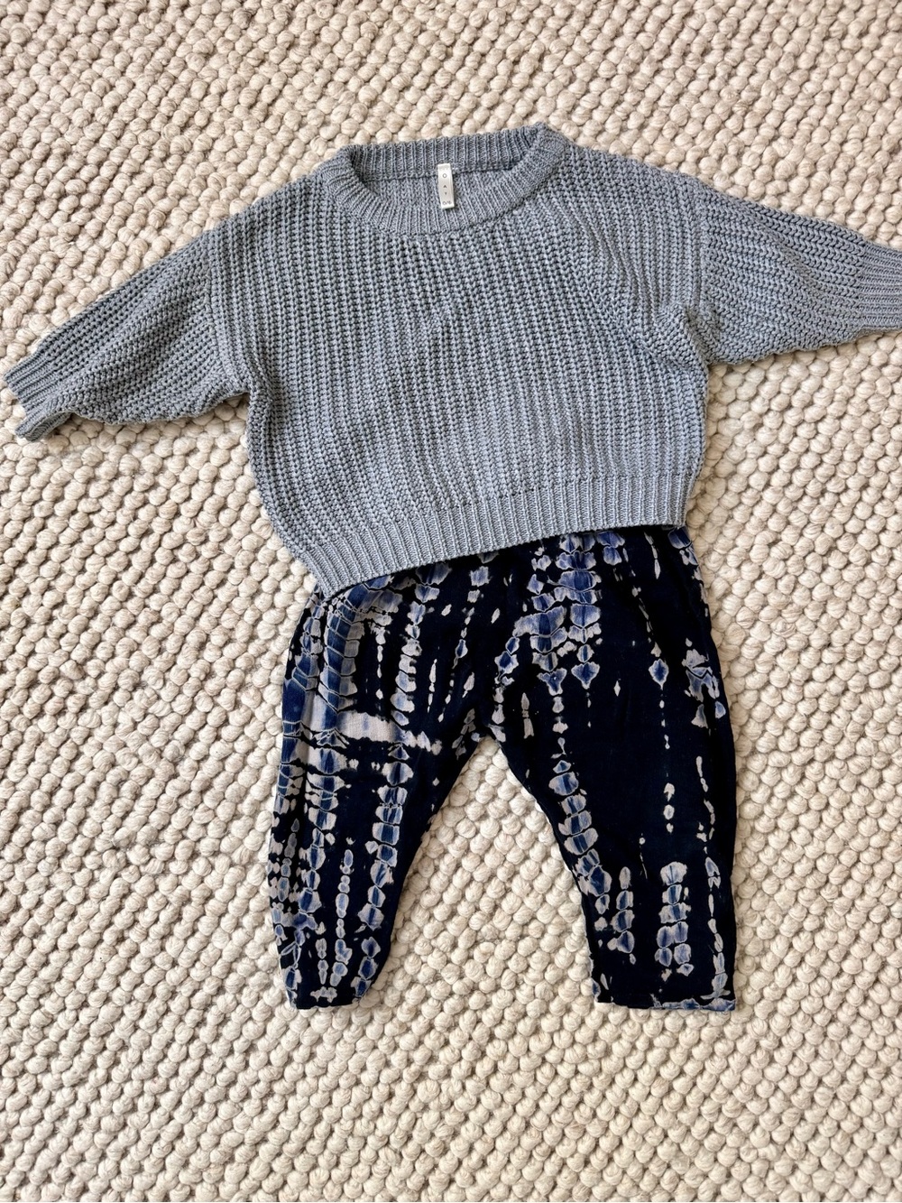 Oat Baby Unisex Knit Sweater And Roux Harem Pants - Size 6M - EUC